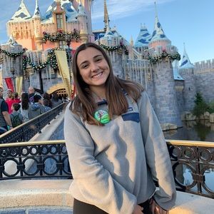 Meet your Posher, Madelyn